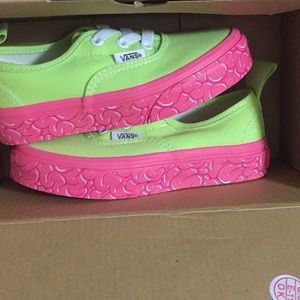 Little girls vans size 11